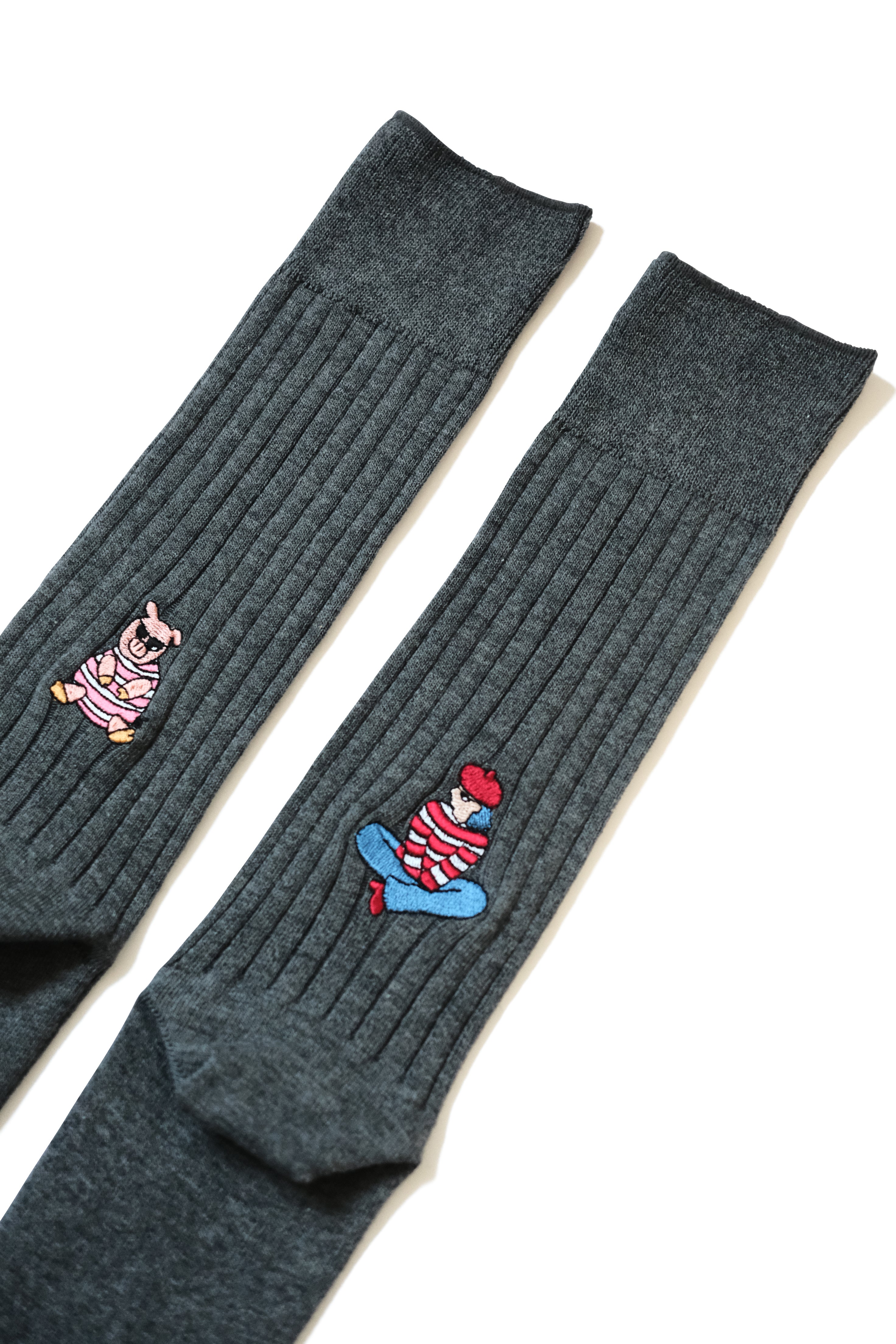 タイチ《黒 / 刺繍 / MEN》